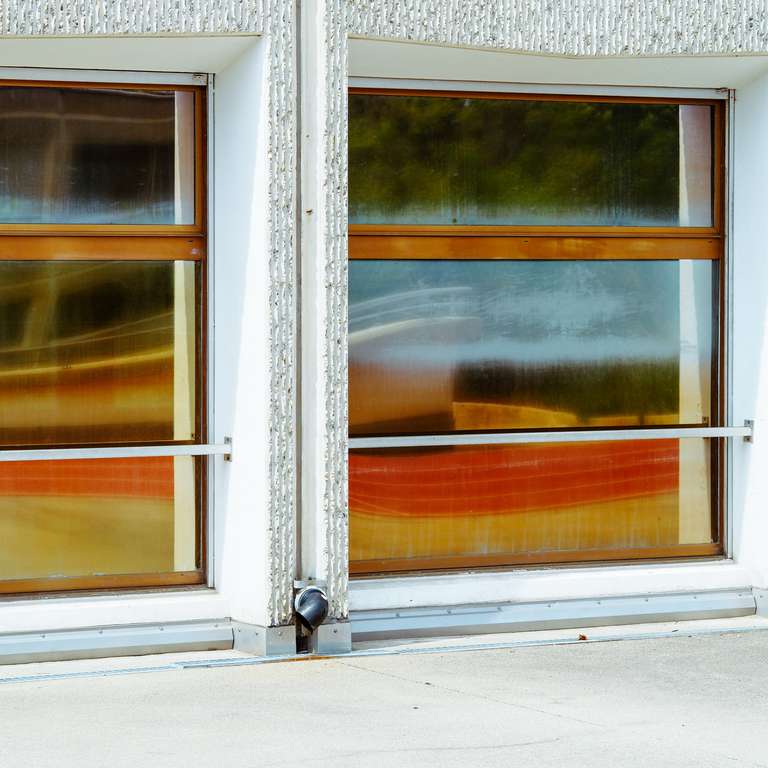 windows red and orange